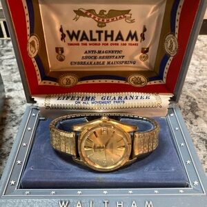 Vintage Rare Waltham 17 Jewel Automatic Day-Date Watch w/Original Box